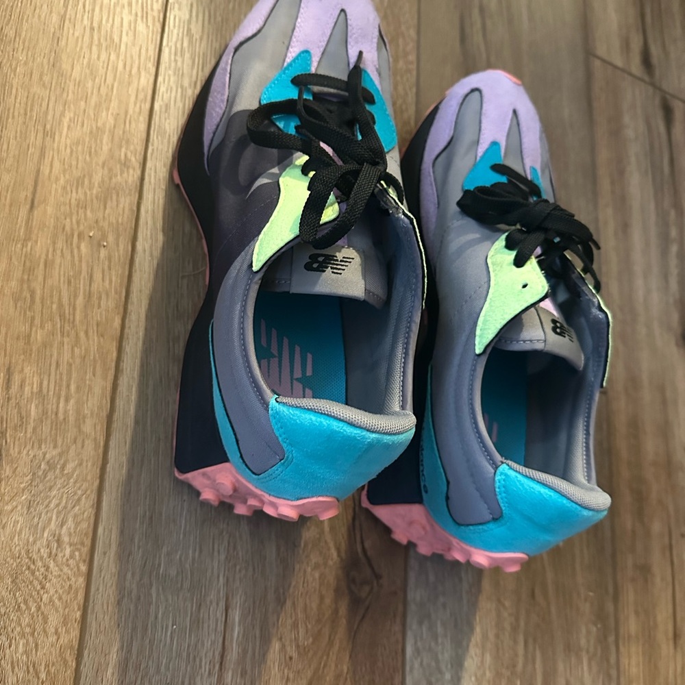 Men colorful New Balance